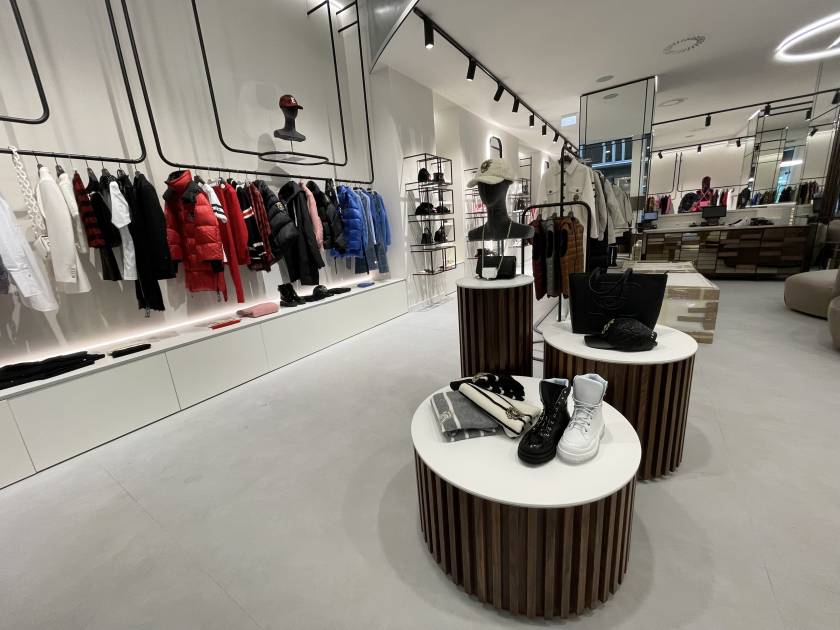 Gallery item